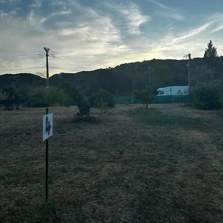 Emplacement Tente, Caravanes Et Car Kemping Sernhac
